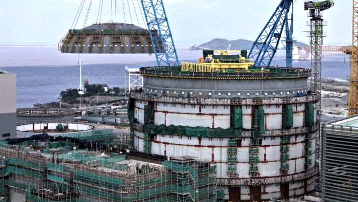 Containment vessel heads in place at two CAP1000 units