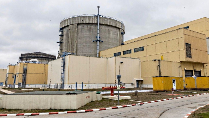 Romanian plant taken offline as Hungary moves to keep Paks operating