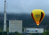 Garona and a Greenpeace balloon