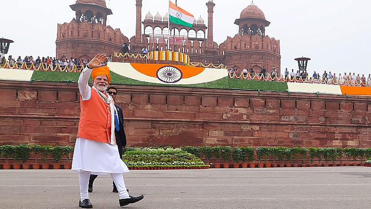Modi highlights India's nuclear plans on Independence Day