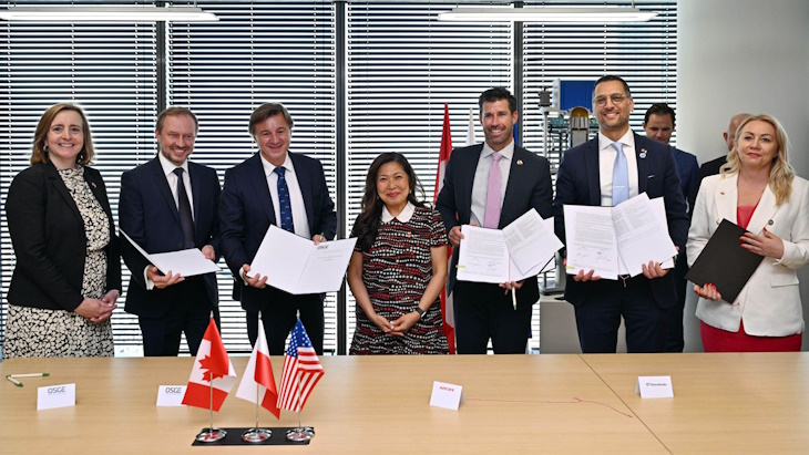 Companies sign agreements to support Polish SMR deployment