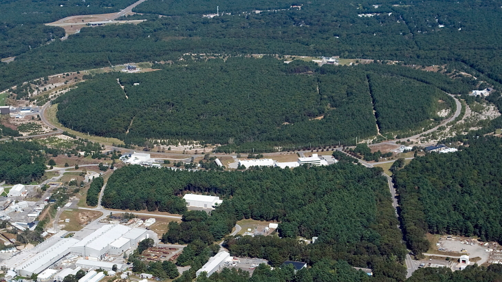 Brookhaven selected to host new US ion collider