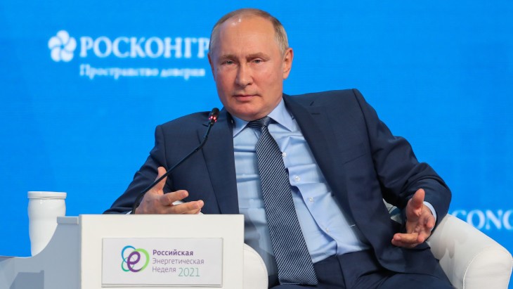 Putin: German nuclear phase out &#39;does not make any sense&#39;